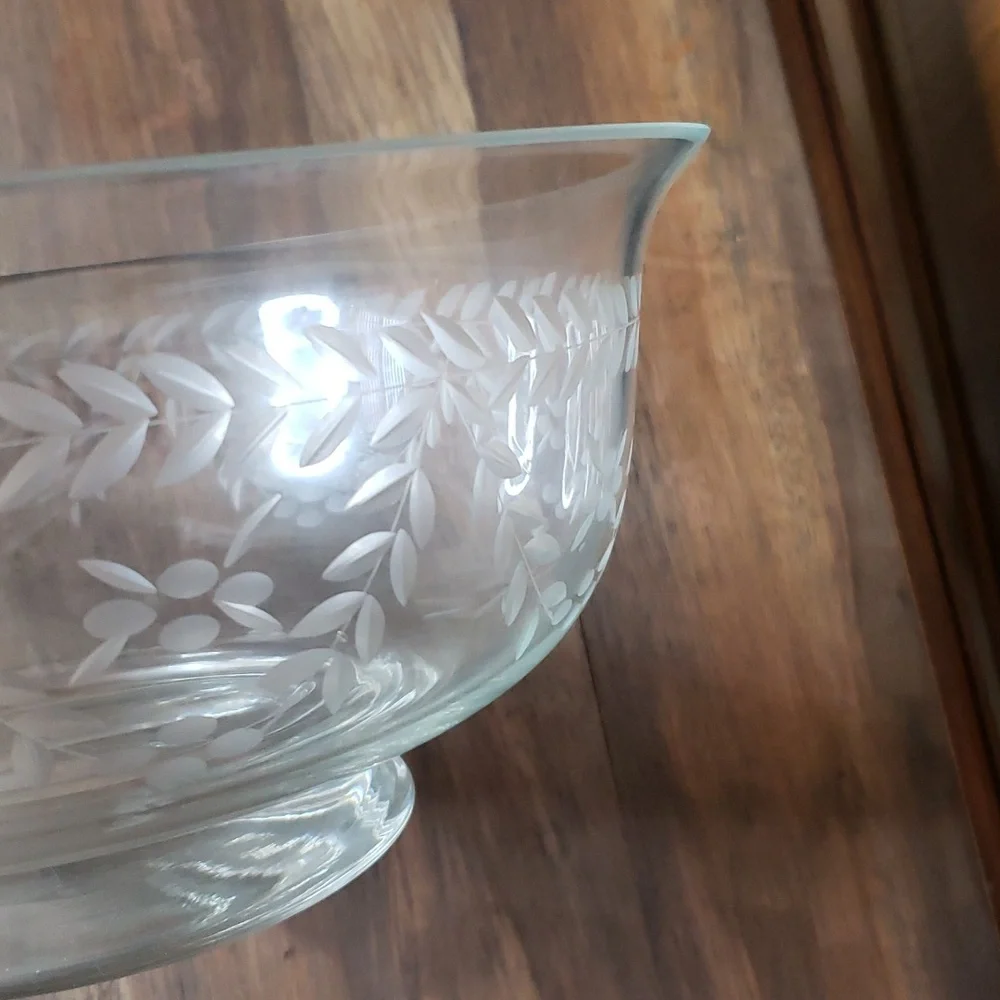 Vintage Botanical Etched Glass Serving Salad Bowl